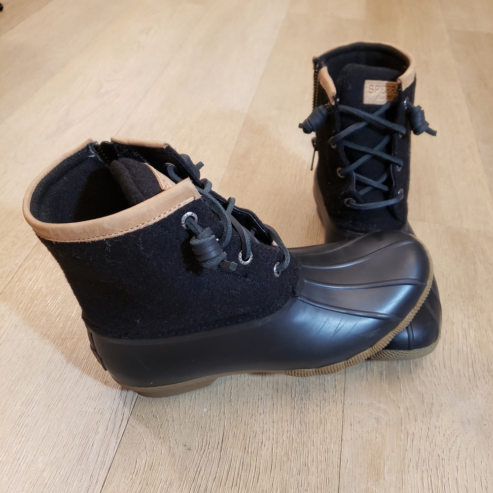 Women's Black Wool Blend Felt W Leather Sperry Duck Boots Women's Like New